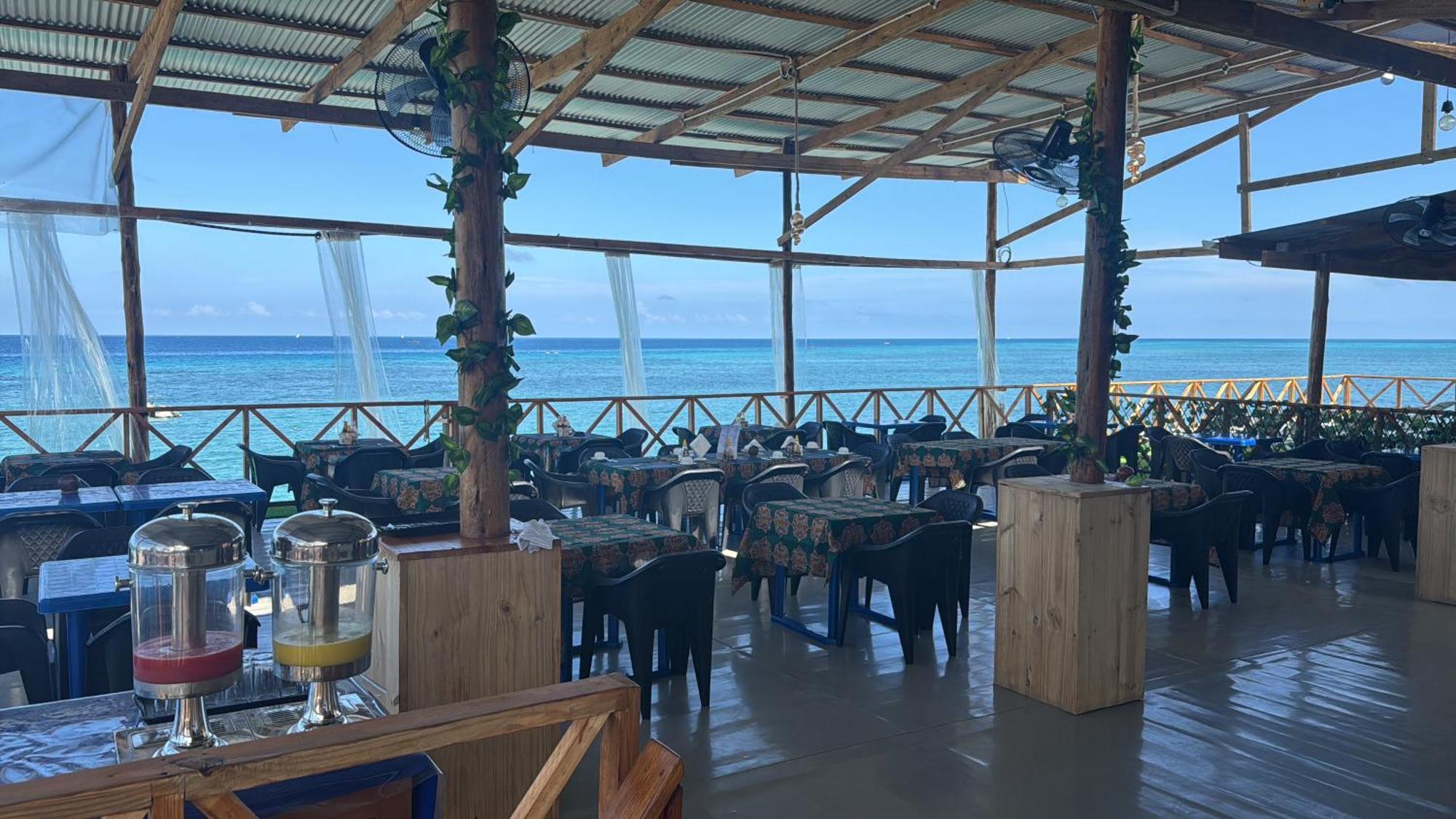Blue Tides Hotel Nungwi Luaran gambar